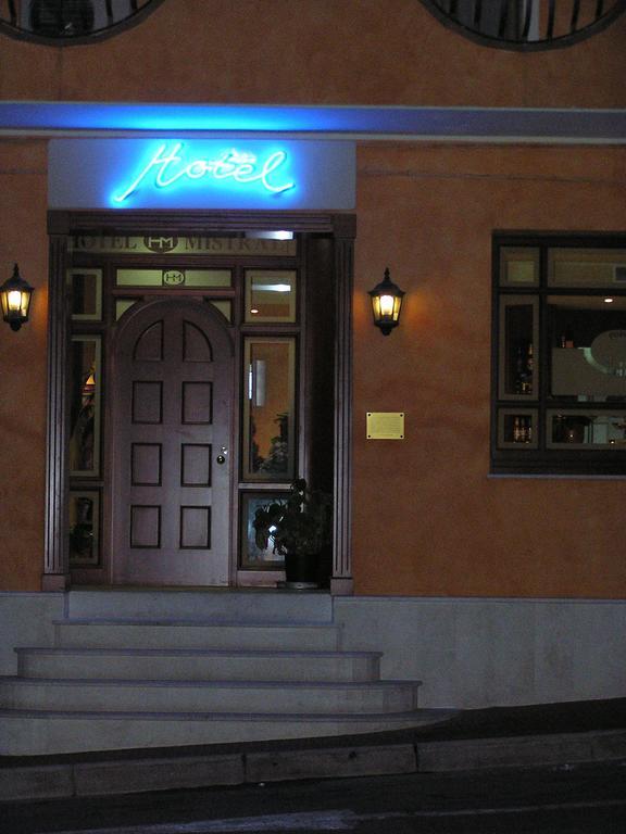 Hotel Mistral Portoscuso Bagian luar foto