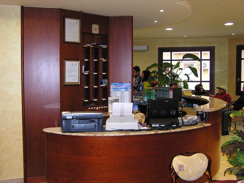 Hotel Mistral Portoscuso Bagian luar foto