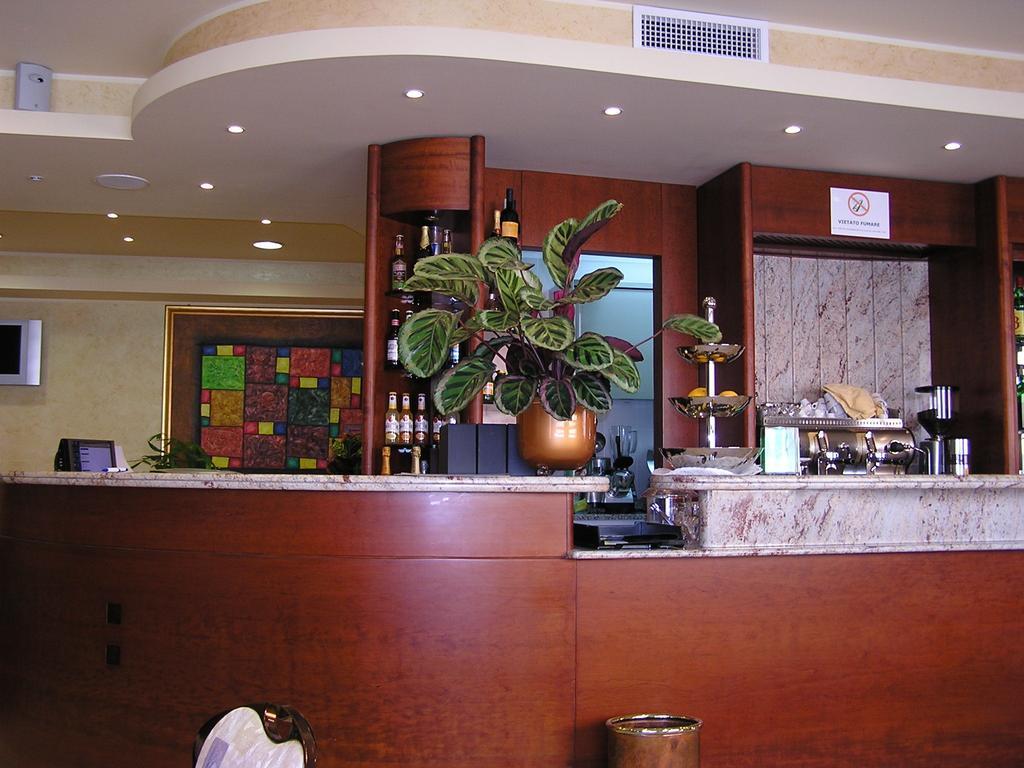 Hotel Mistral Portoscuso Bagian luar foto